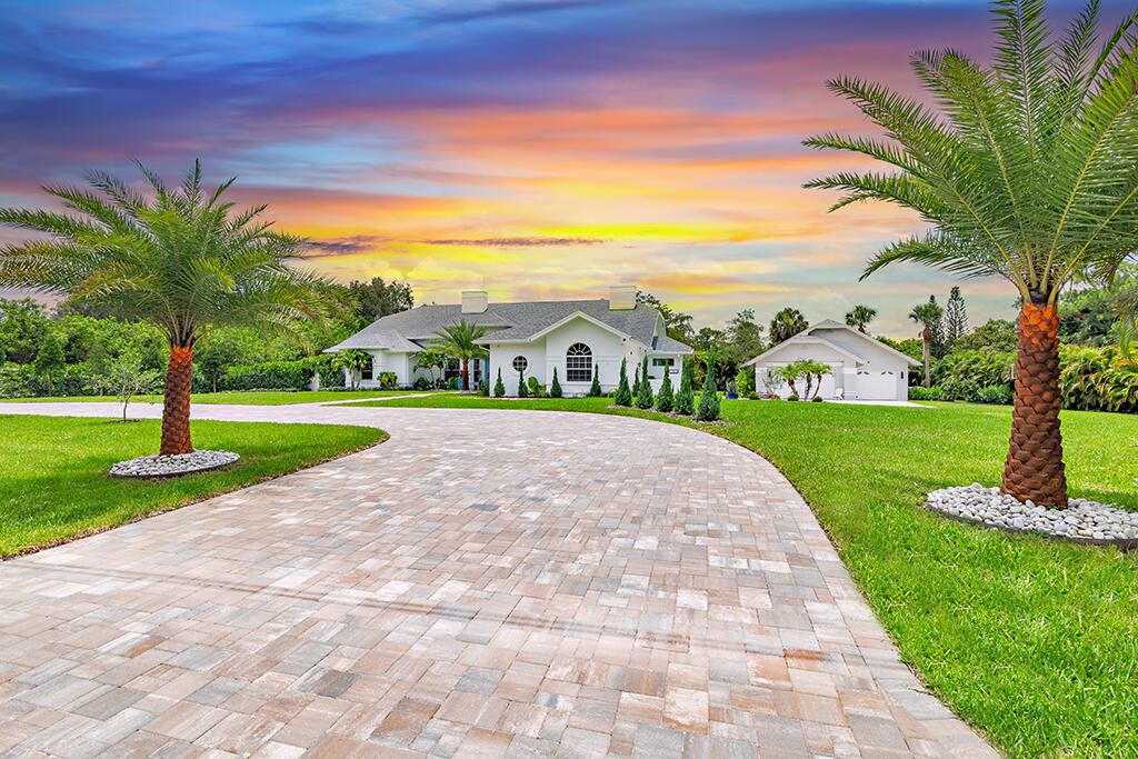 8852 154, Palm Beach Gardens FL 33418
