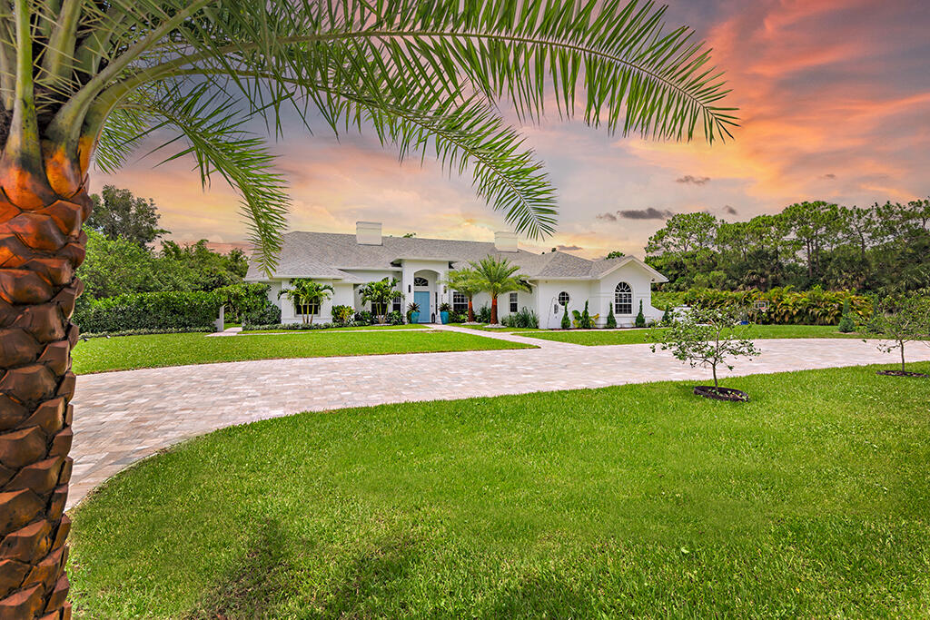 8852 154, Palm Beach Gardens FL 33418