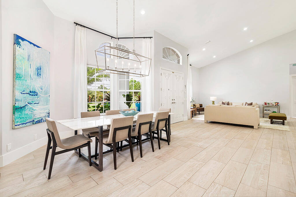 8852 154, Palm Beach Gardens FL 33418
