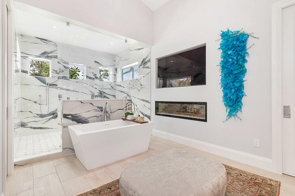 8852 154, Palm Beach Gardens FL 33418