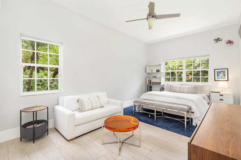 8852 154, Palm Beach Gardens FL 33418