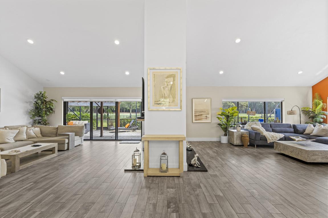 10718 Boca Woods, Boca Raton FL 33428
