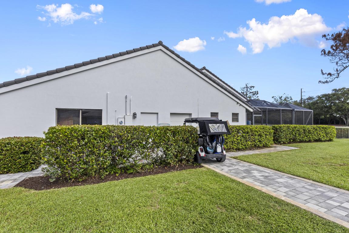10718 Boca Woods, Boca Raton FL 33428