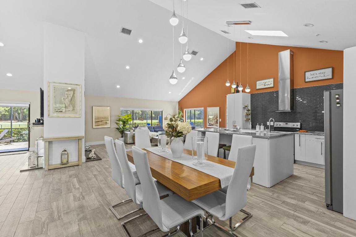 10718 Boca Woods, Boca Raton FL 33428