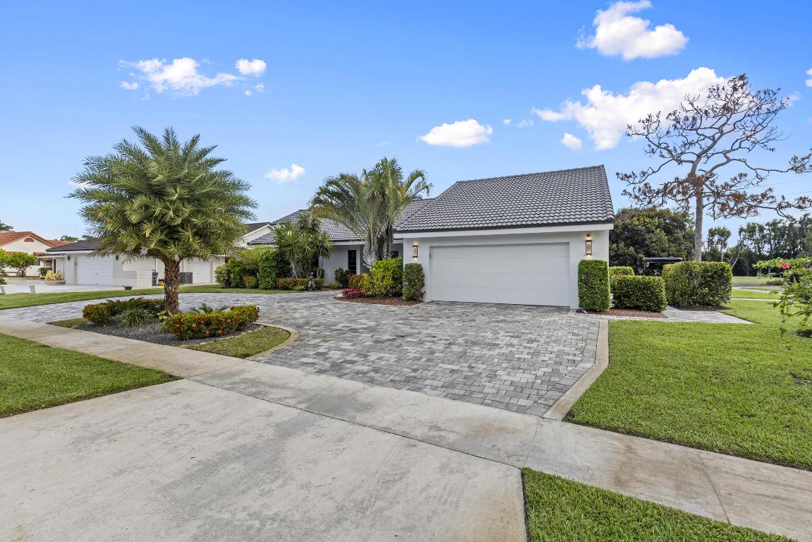 10718 Boca Woods, Boca Raton FL 33428