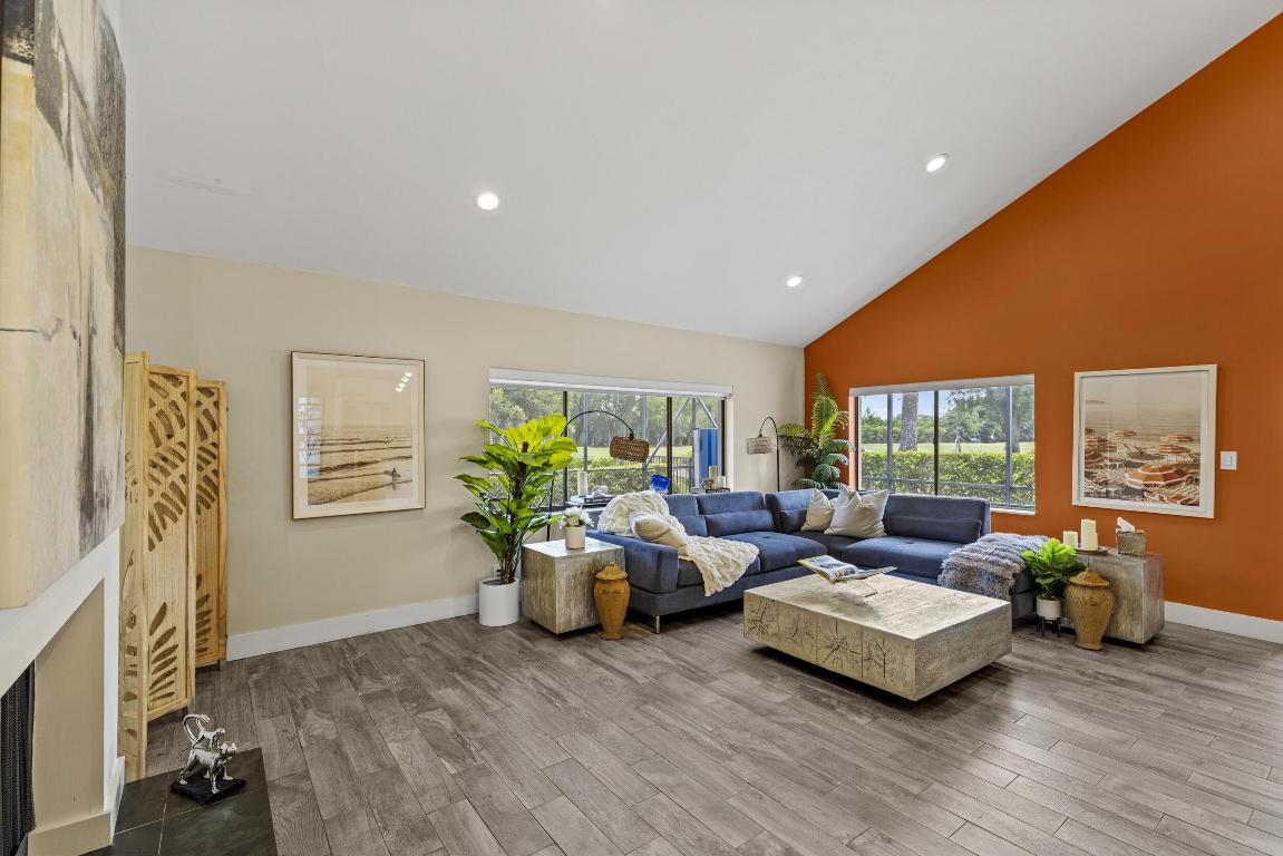 10718 Boca Woods, Boca Raton FL 33428