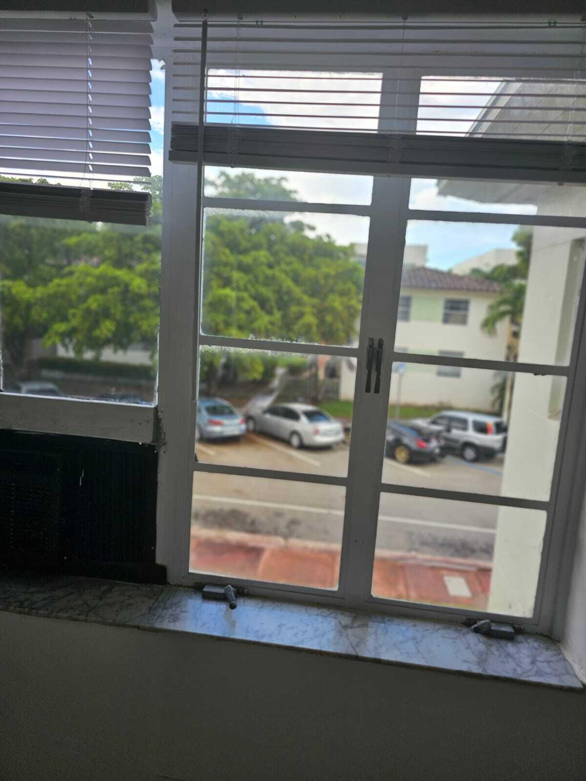 630 84th #28, Miami Beach FL 33141