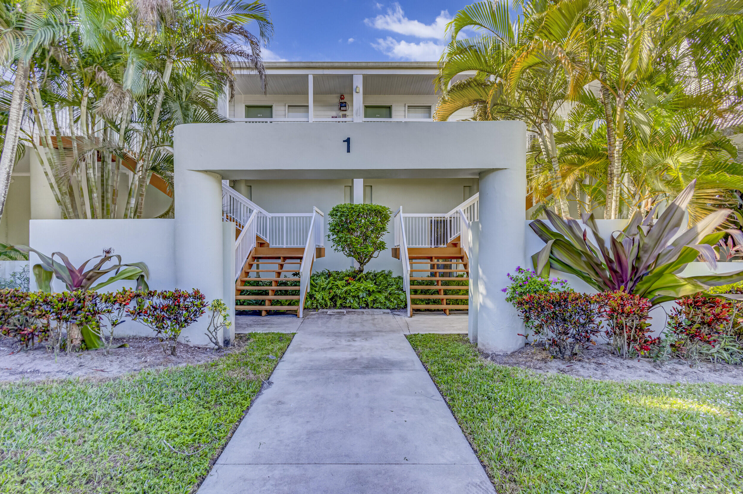 296 Cypress Point, Palm Beach Gardens FL 33418