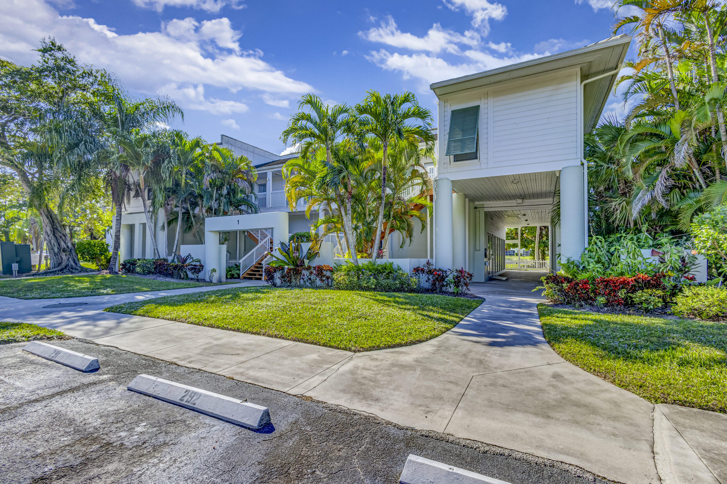 296 Cypress Point, Palm Beach Gardens FL 33418