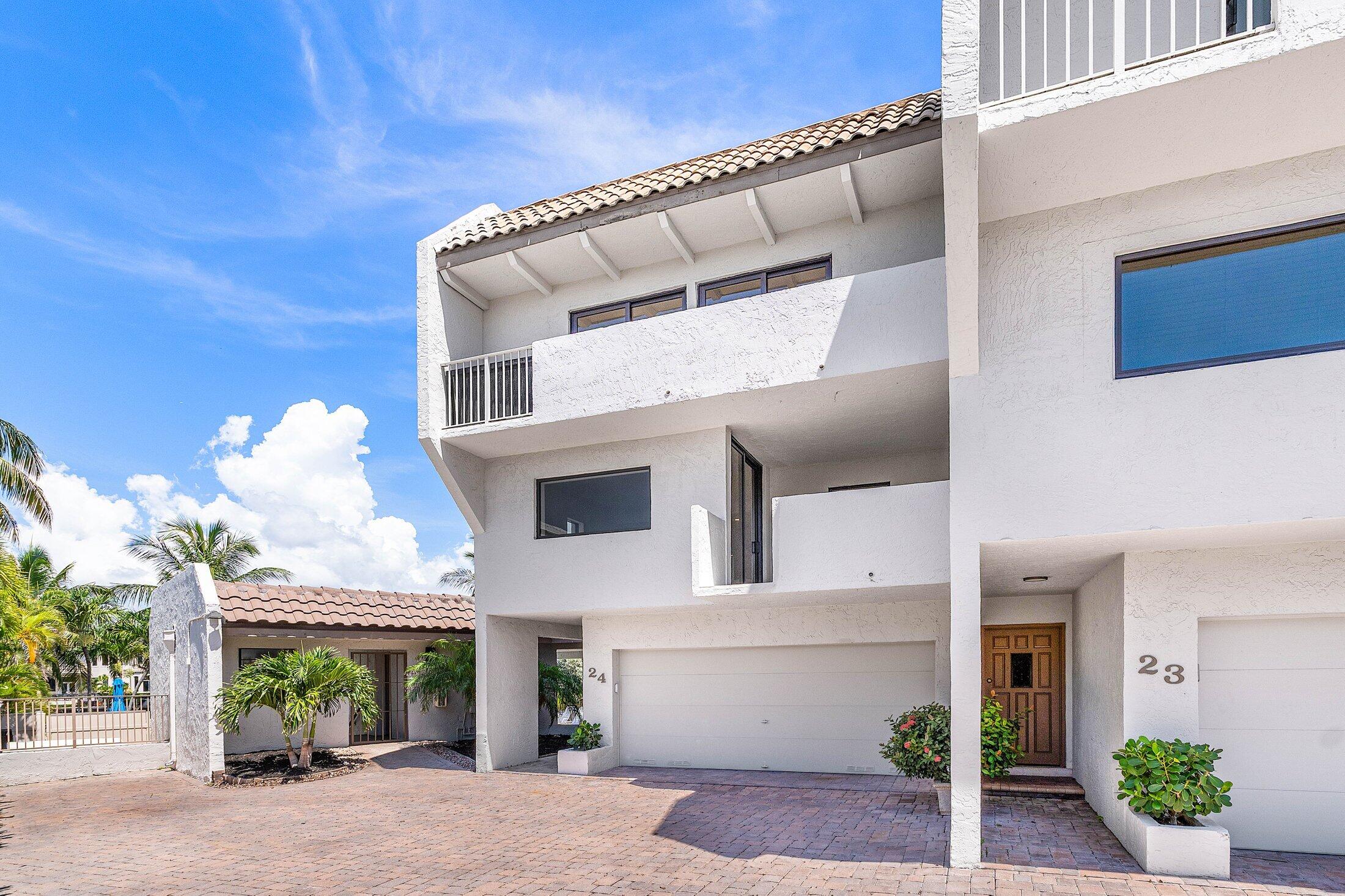 1222 Hillsboro Mile #24, Hillsboro Beach FL 33062