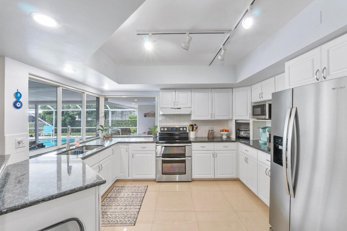 772 Apple Tree, Boca Raton FL 33486