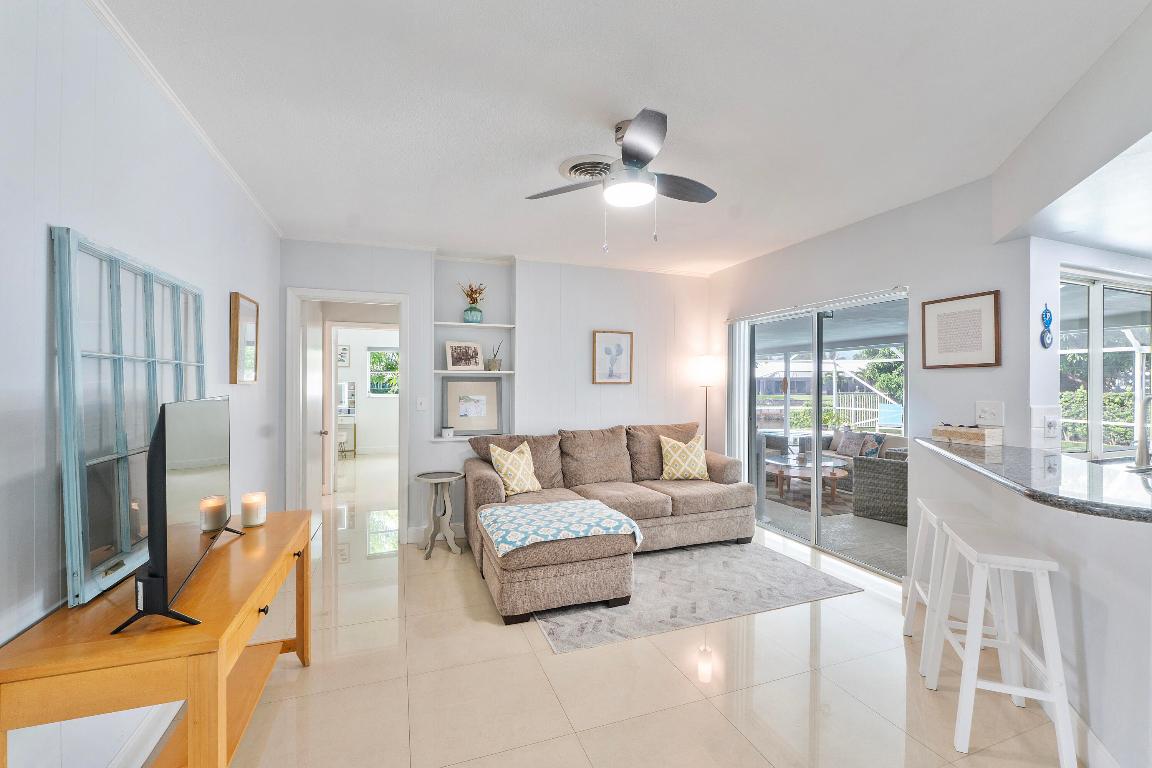 772 Apple Tree, Boca Raton FL 33486