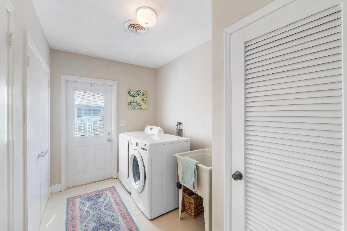772 Apple Tree, Boca Raton FL 33486