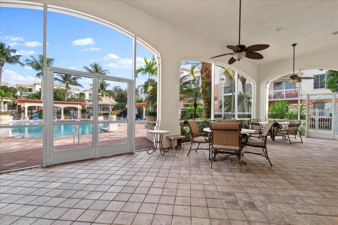6203 Myrtlewood, Palm Beach Gardens FL 33418