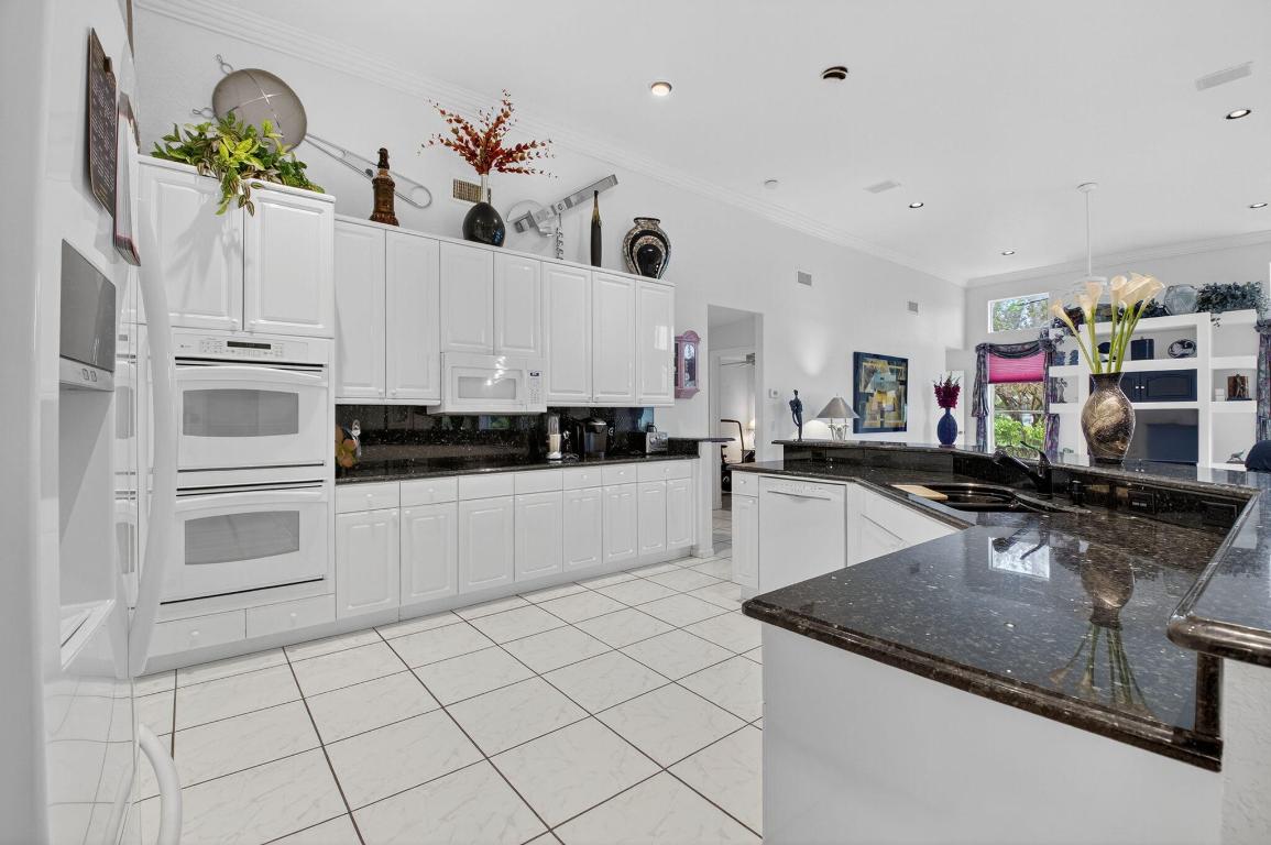 19254 Bay Leaf, Boca Raton FL 33498