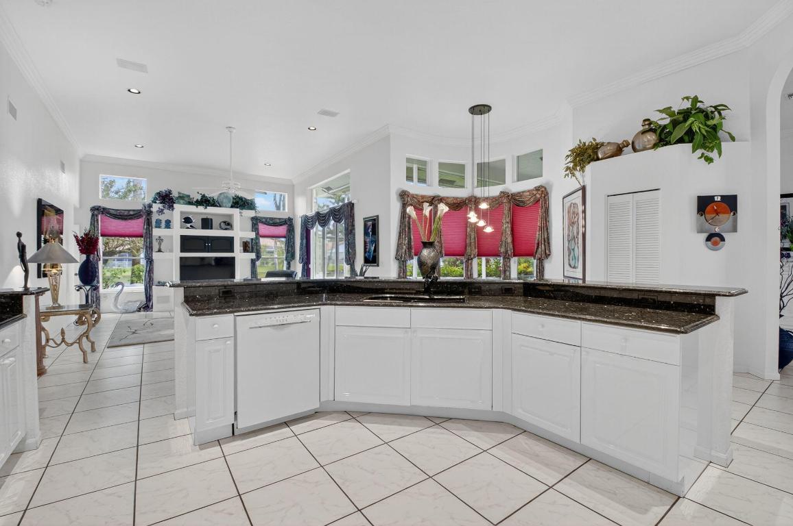 19254 Bay Leaf, Boca Raton FL 33498