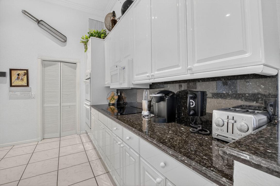 19254 Bay Leaf, Boca Raton FL 33498