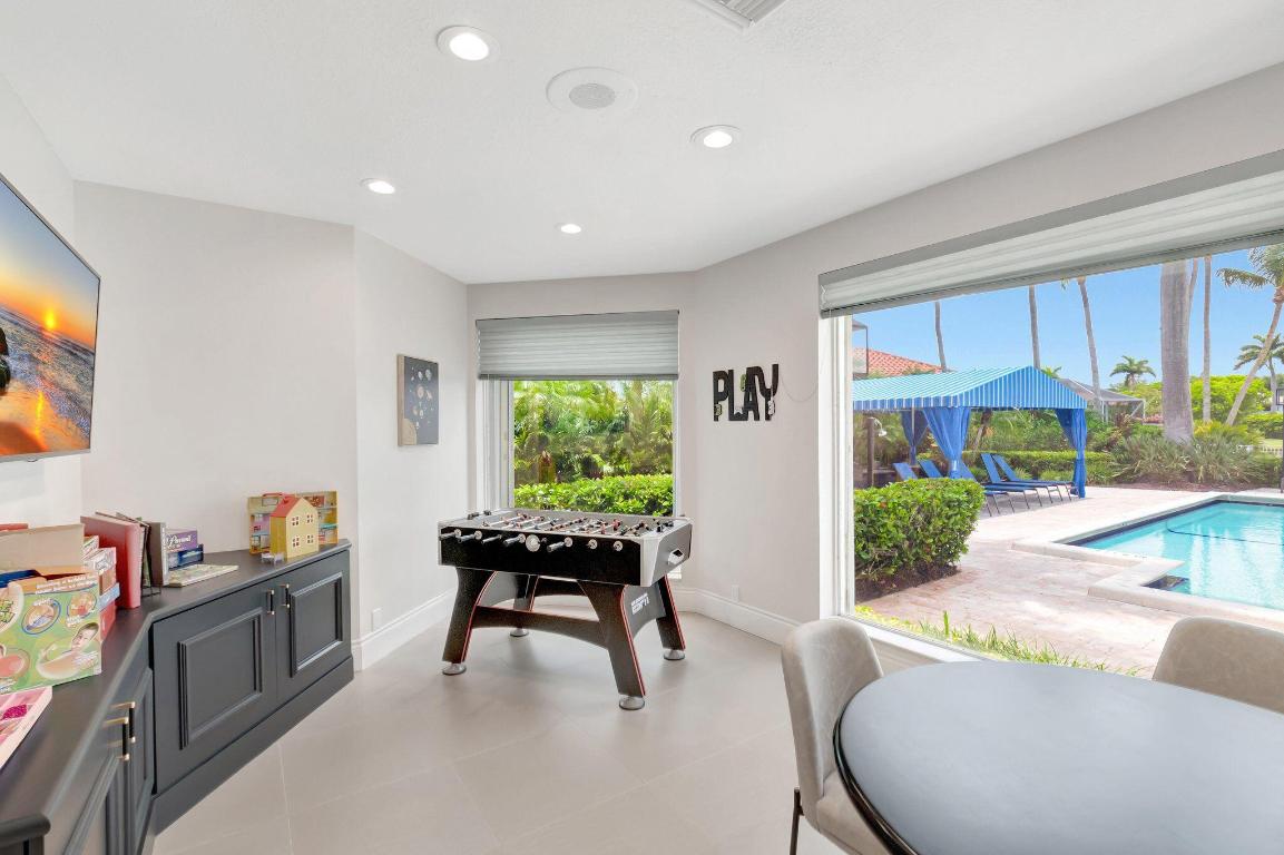 19254 Bay Leaf, Boca Raton FL 33498