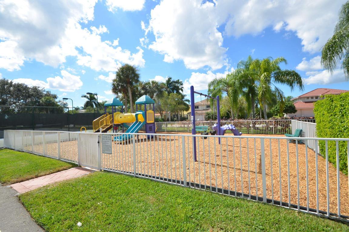 19254 Bay Leaf, Boca Raton FL 33498