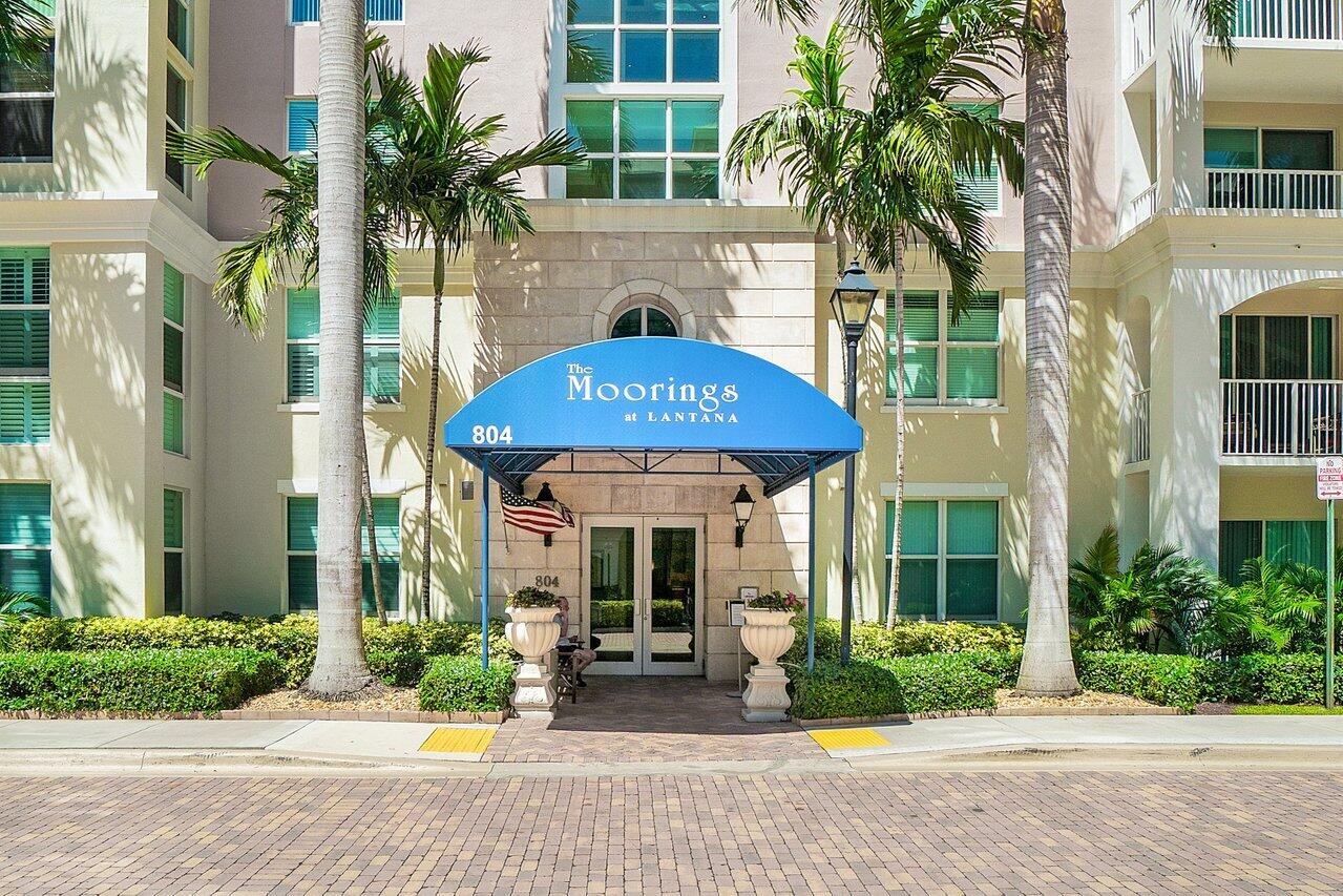806 E Windward 301 #301, Lantana FL 33462