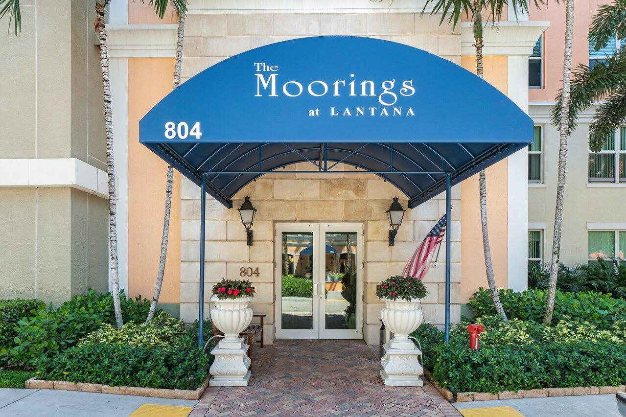 806 E Windward 301 #301, Lantana FL 33462
