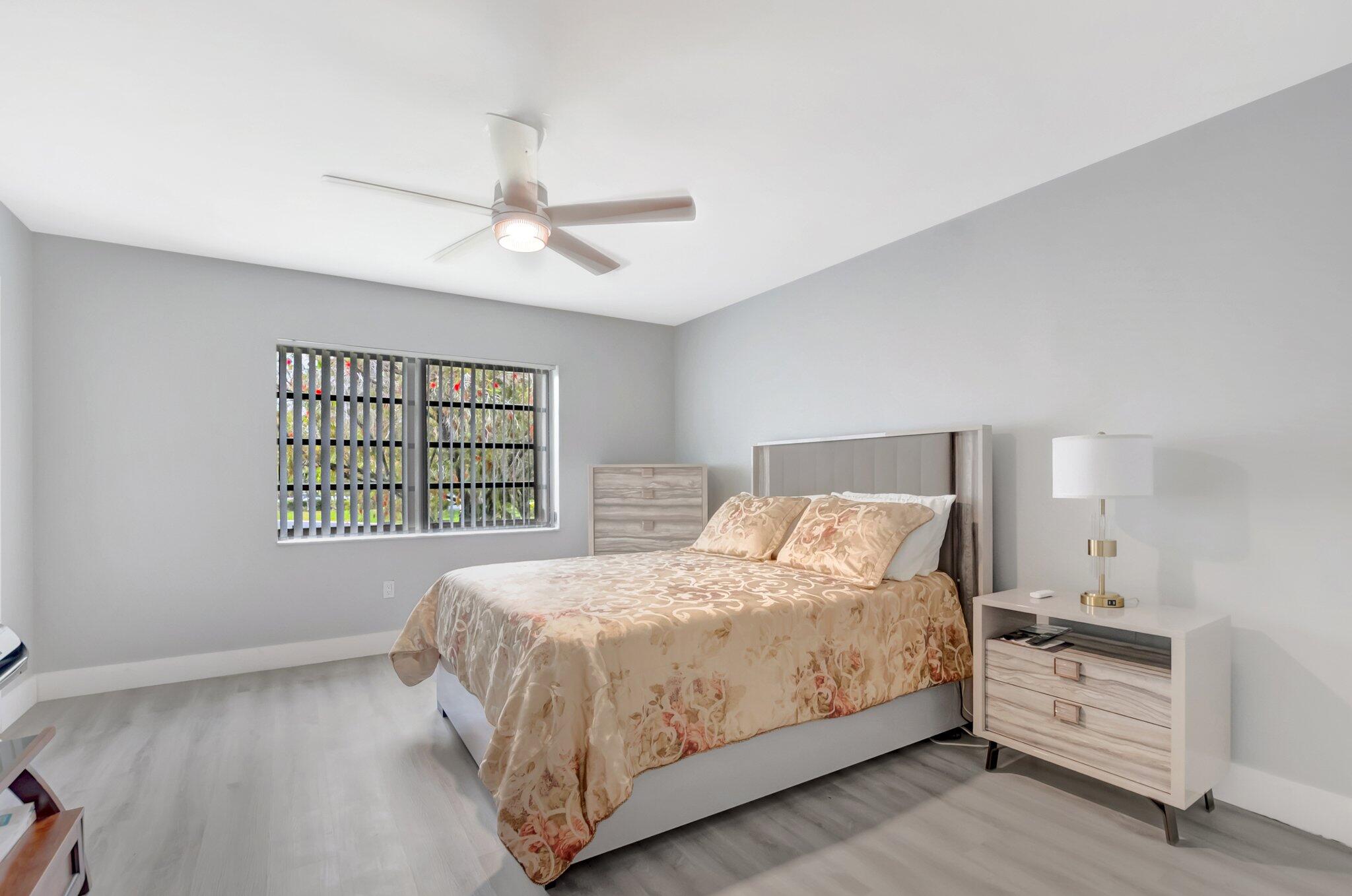 21214 Lago #8f, Boca Raton FL 33433