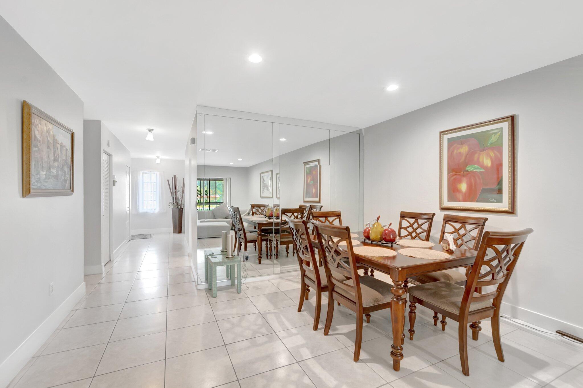 21214 Lago #8f, Boca Raton FL 33433