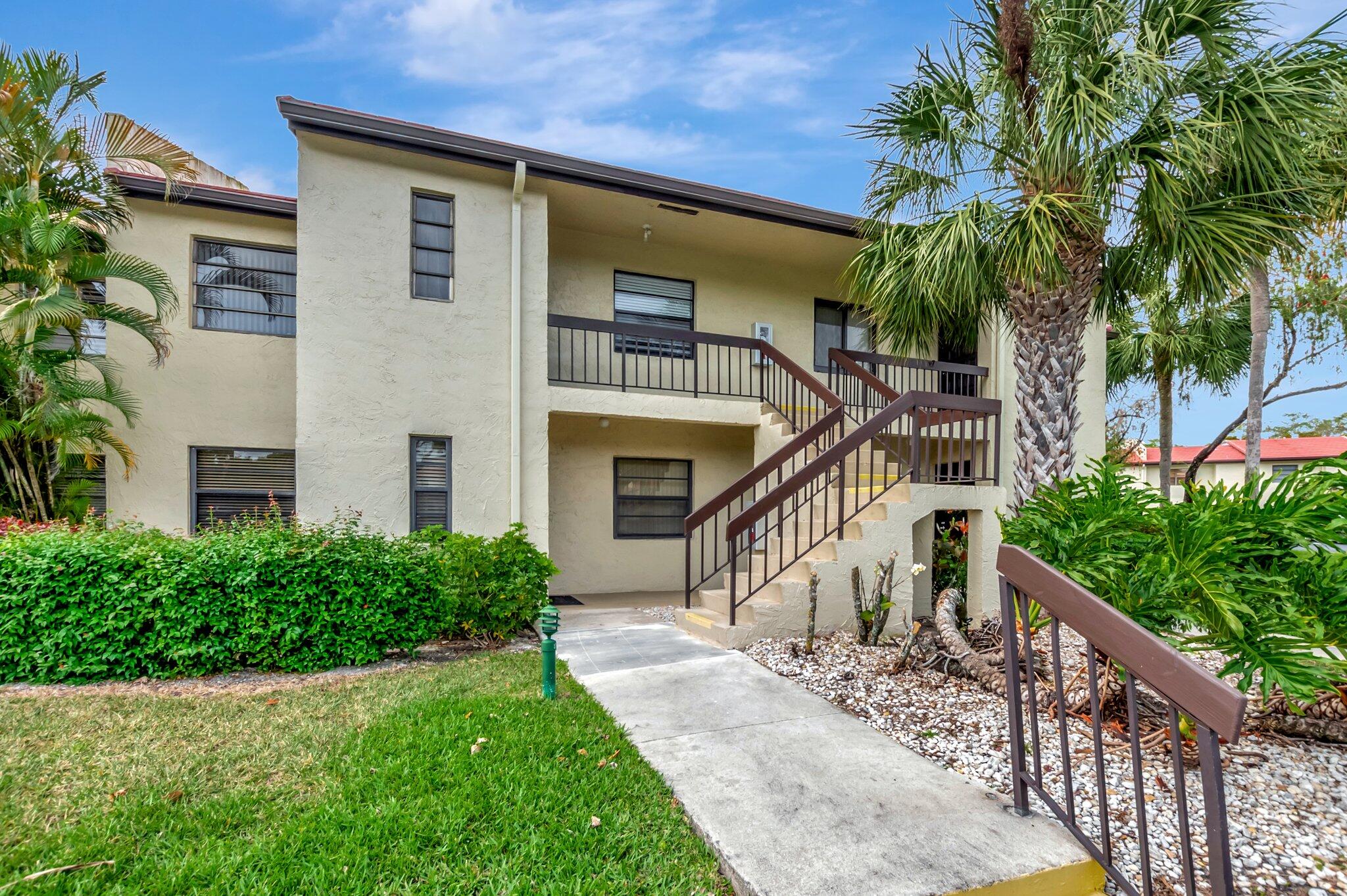 21214 Lago #8f, Boca Raton FL 33433