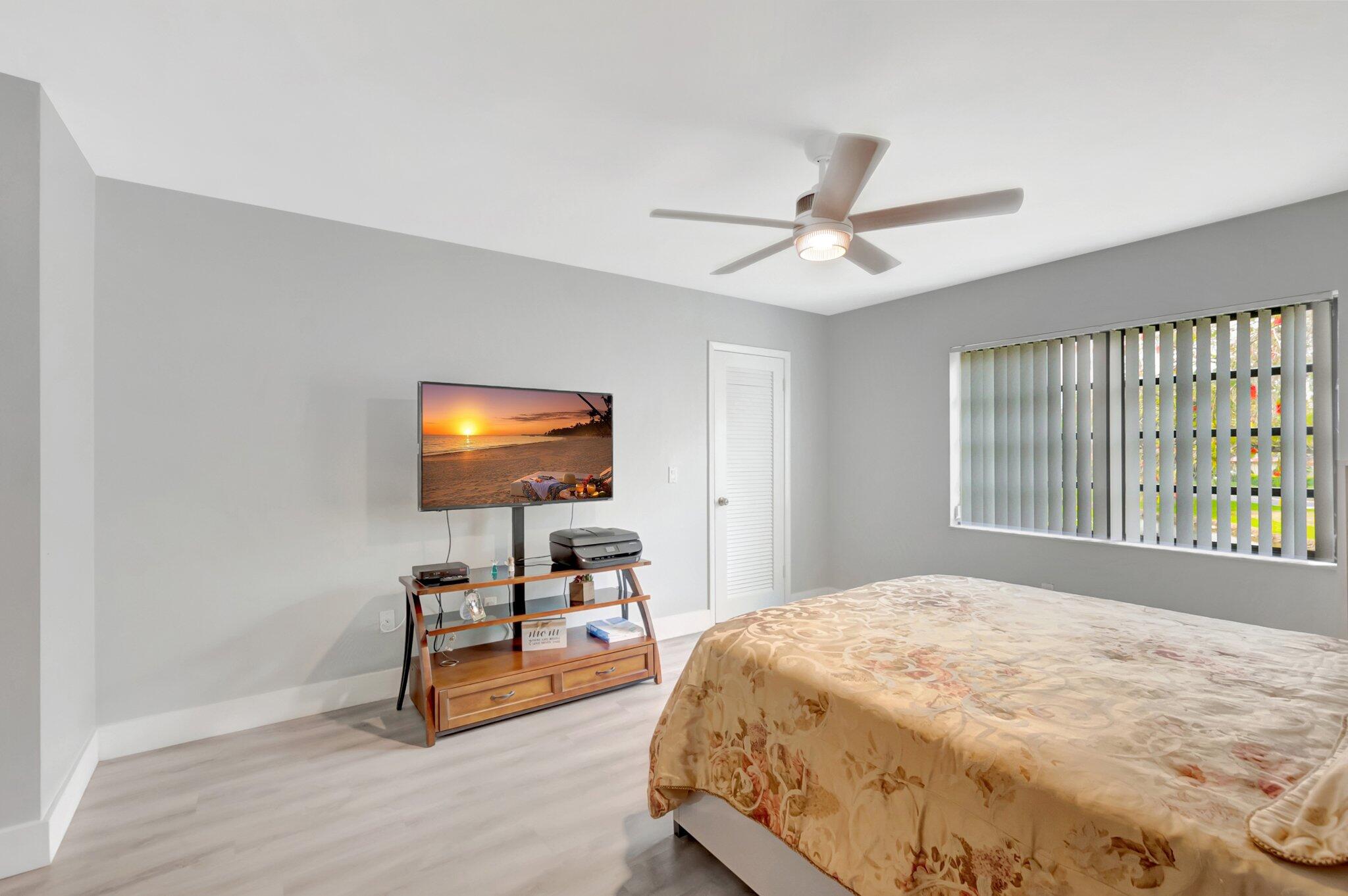 21214 Lago #8f, Boca Raton FL 33433
