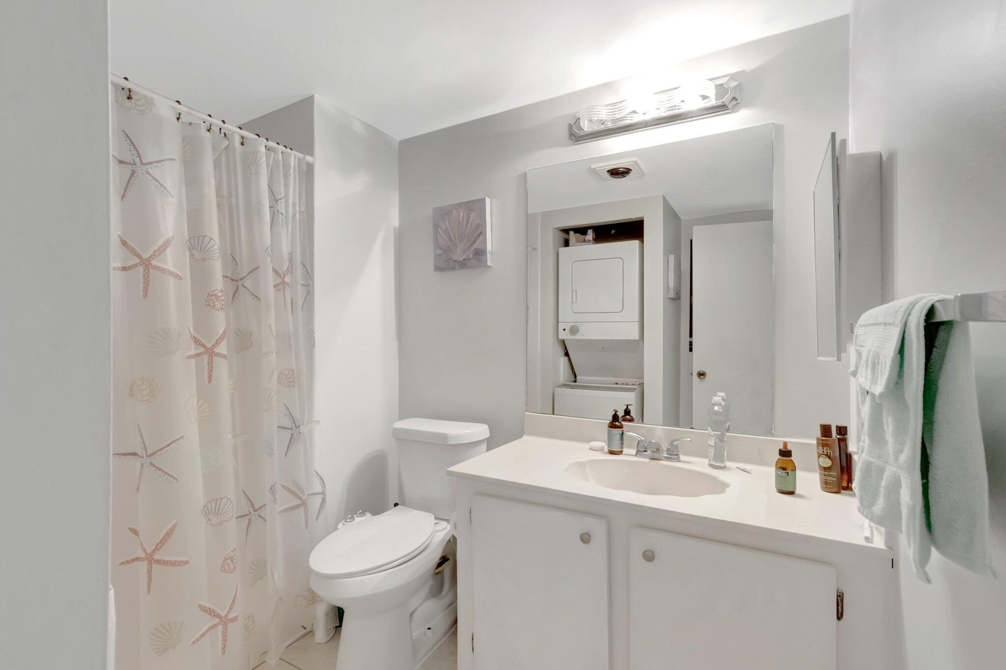 21214 Lago #8f, Boca Raton FL 33433