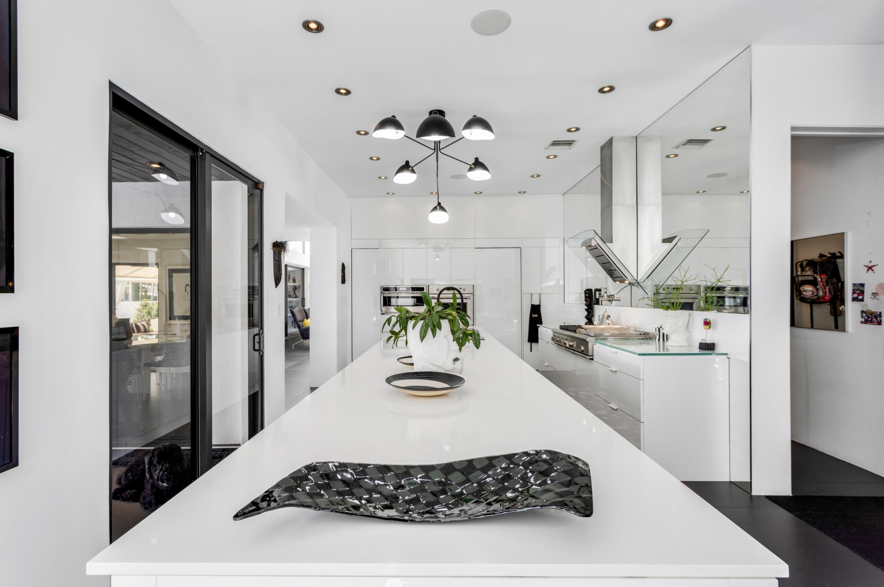 201 Palm, Delray Beach FL 33483