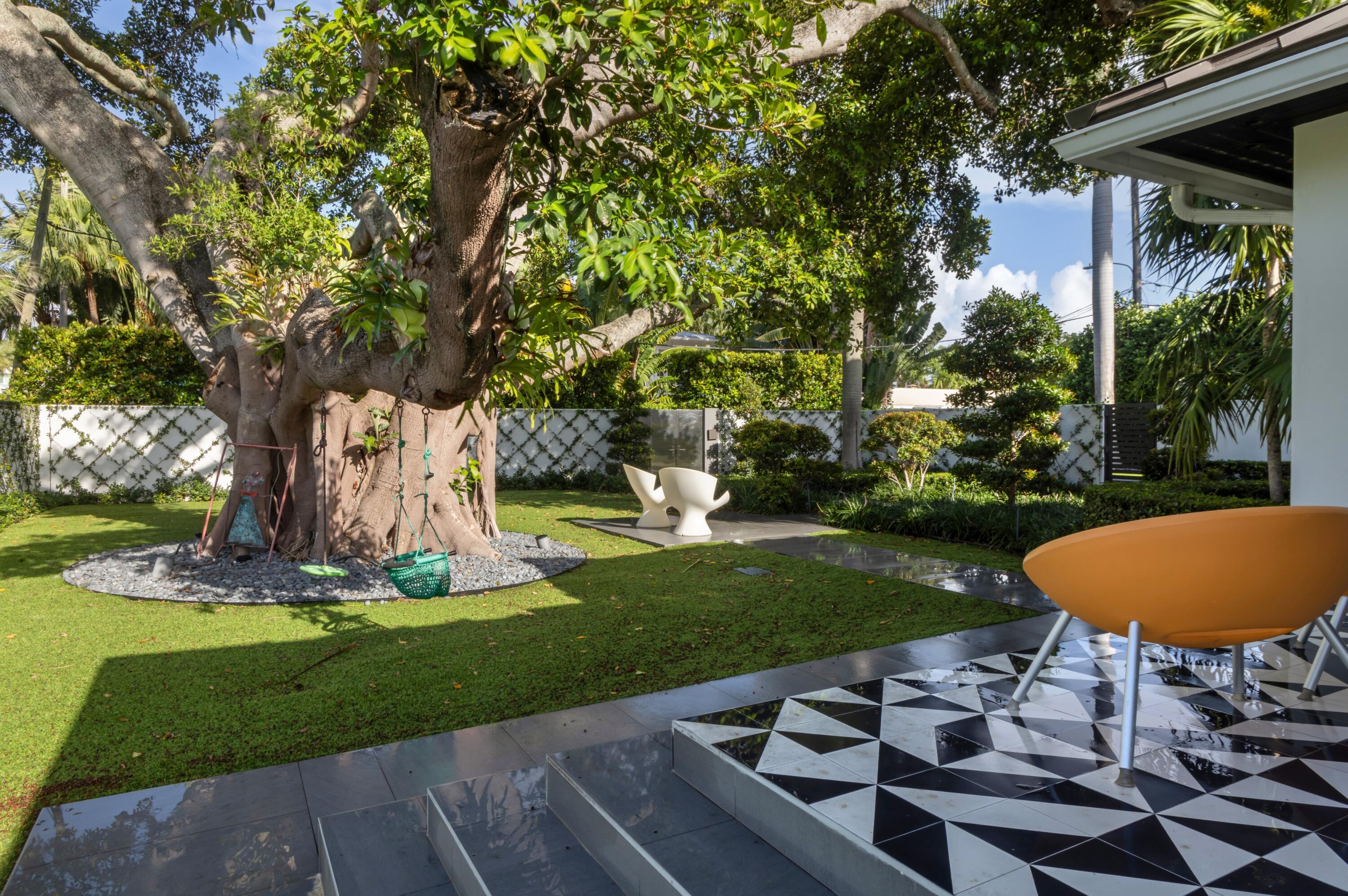 201 Palm, Delray Beach FL 33483