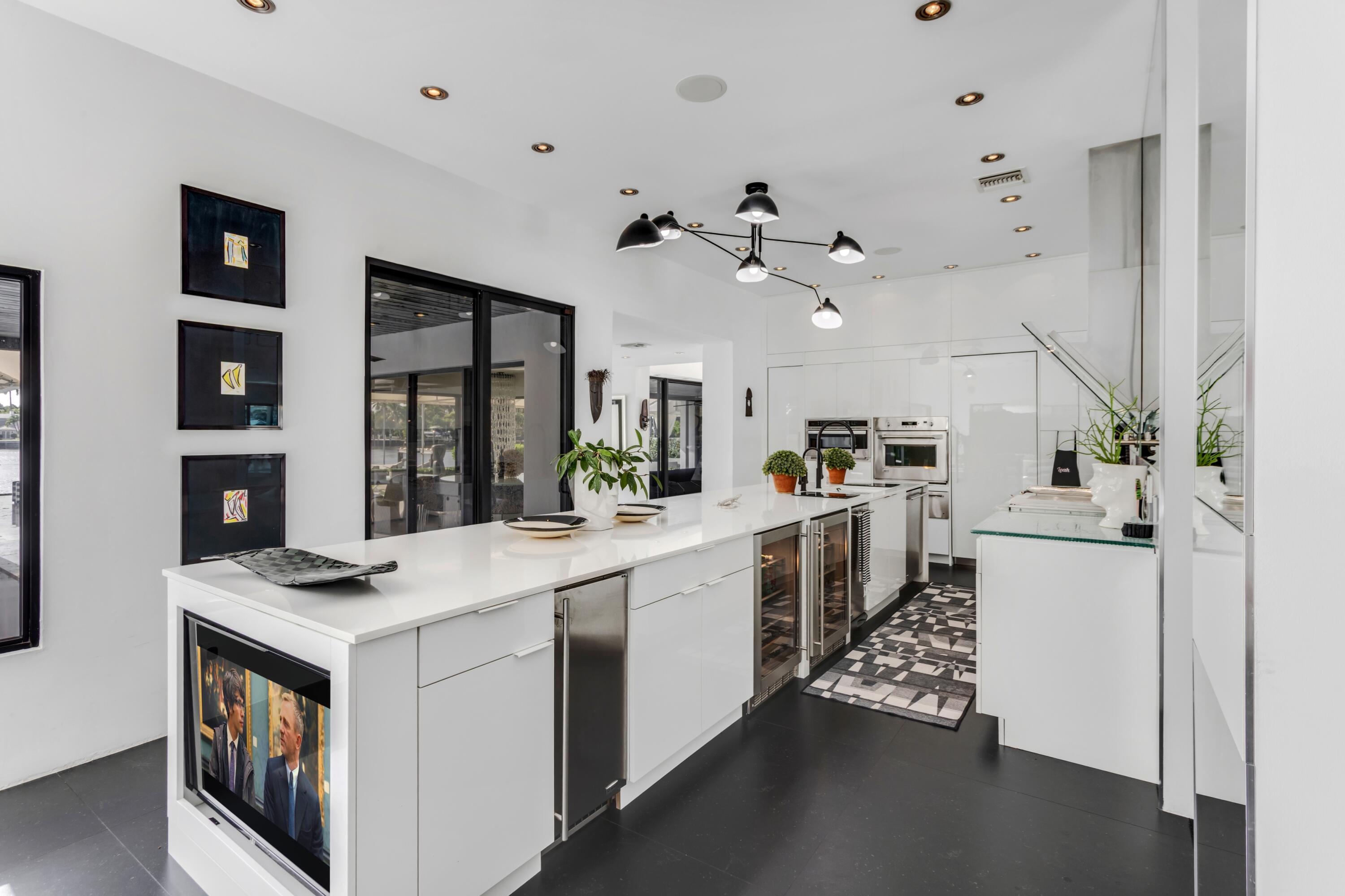 201 Palm, Delray Beach FL 33483