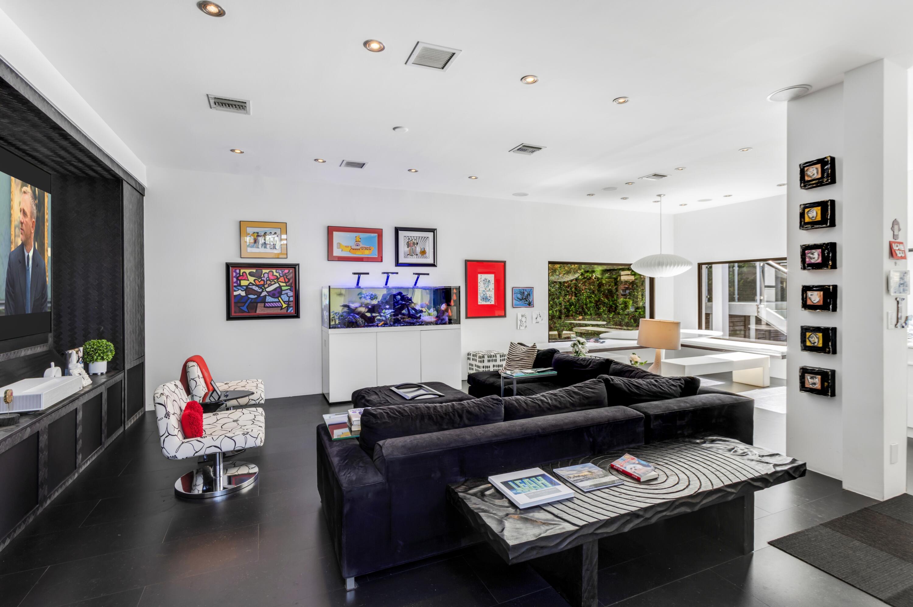 201 Palm, Delray Beach FL 33483