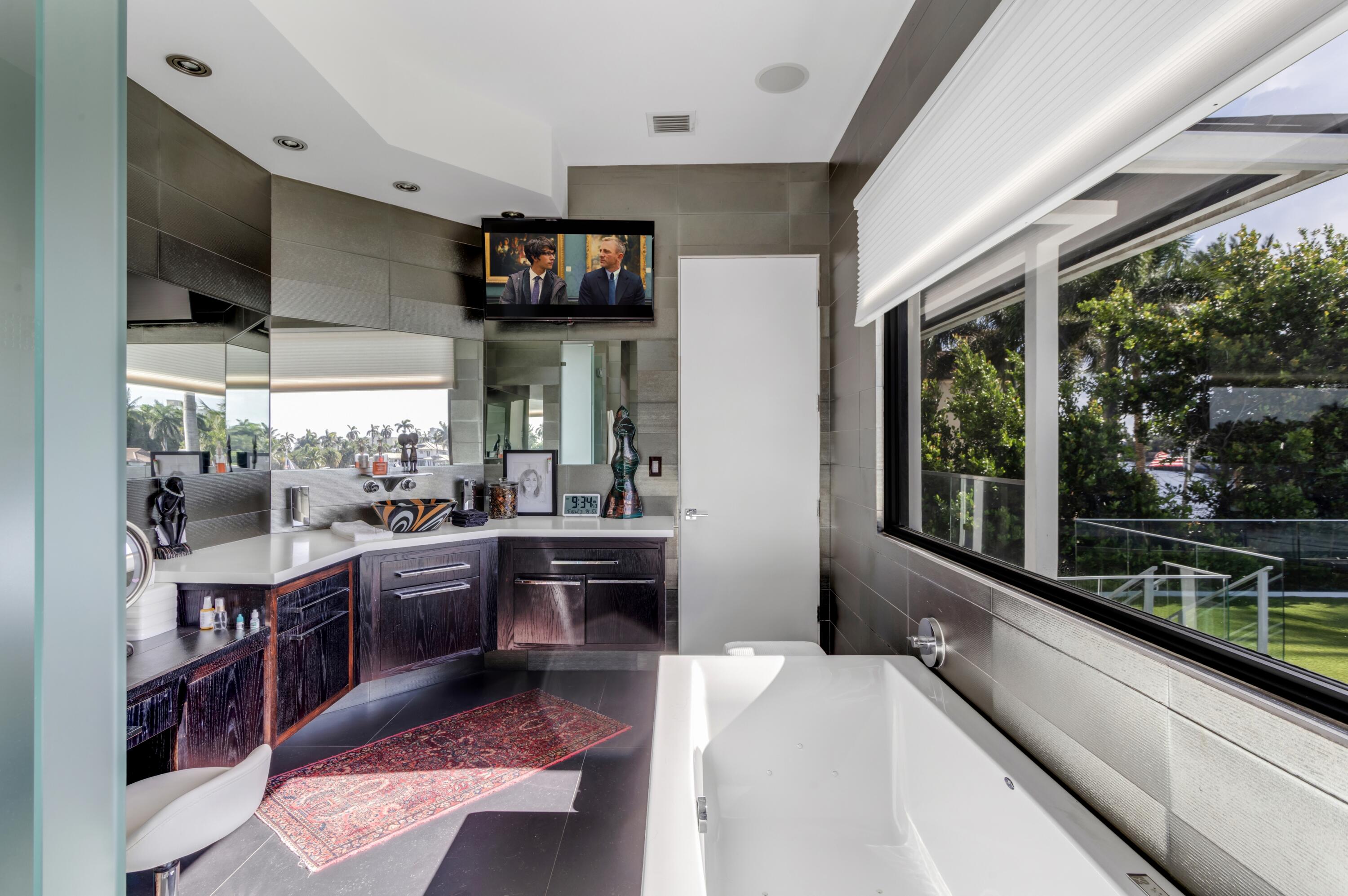 201 Palm, Delray Beach FL 33483