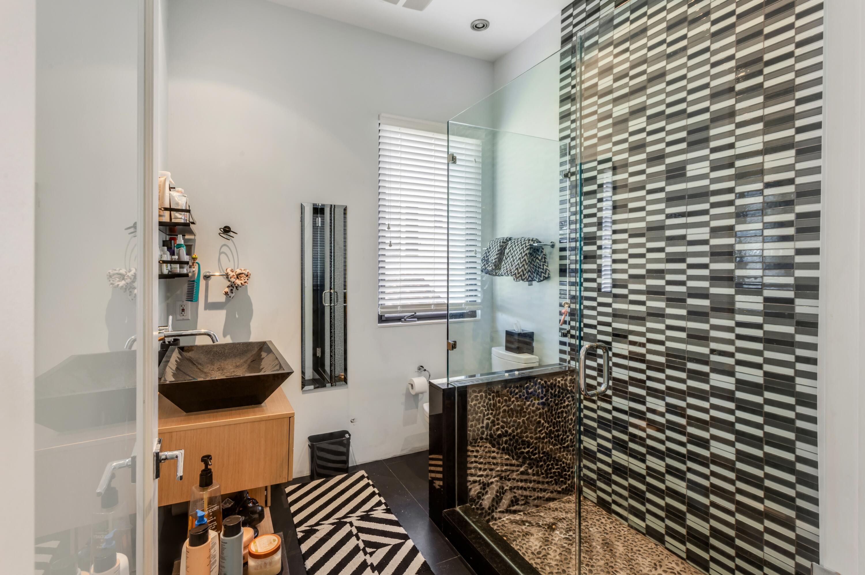 201 Palm, Delray Beach FL 33483