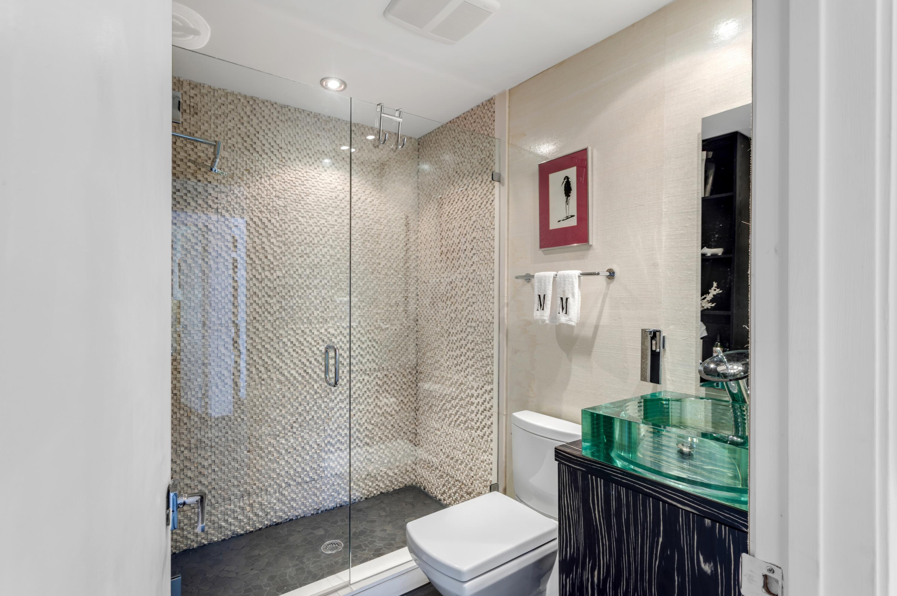 201 Palm, Delray Beach FL 33483