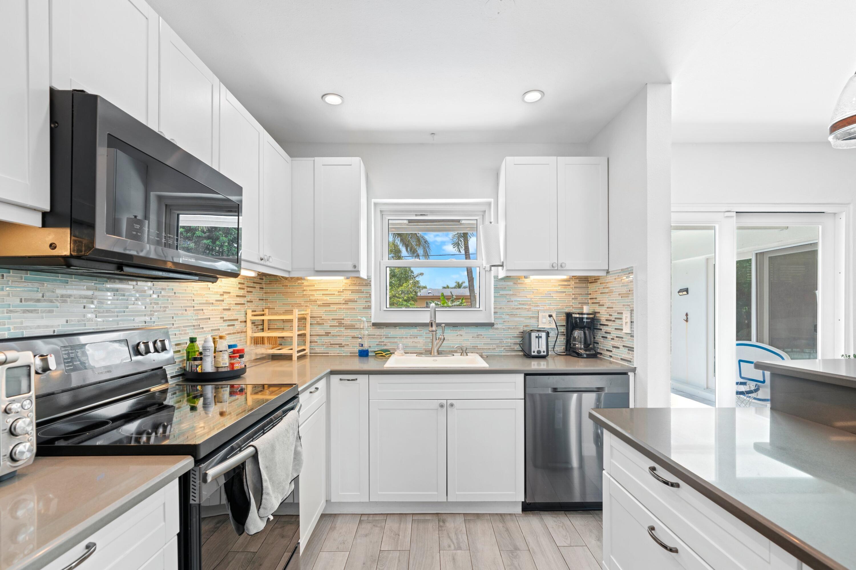 226 SW 13th, Boynton Beach FL 33435
