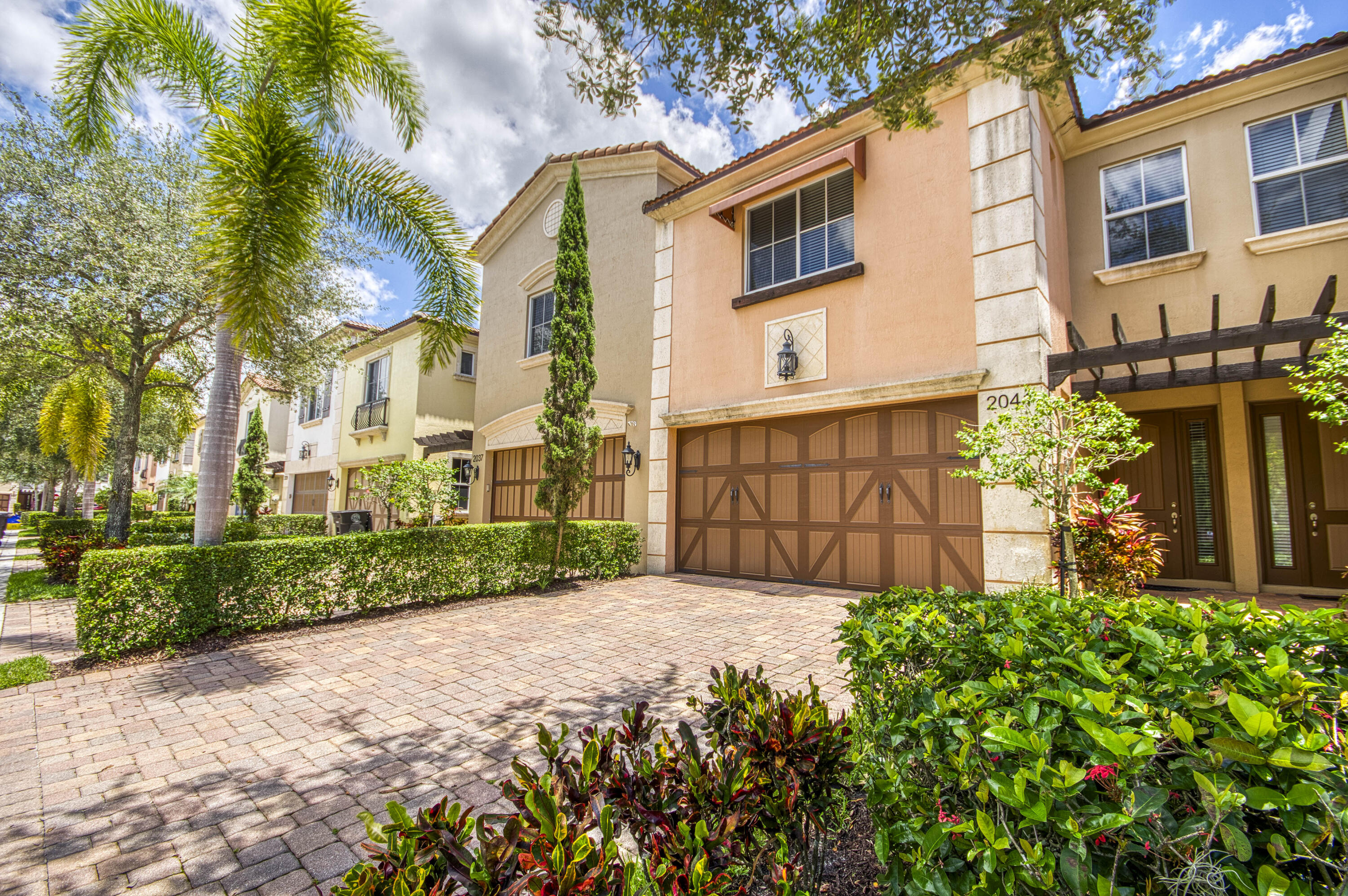 2041 Foxtail View, West Palm Beach FL 33411