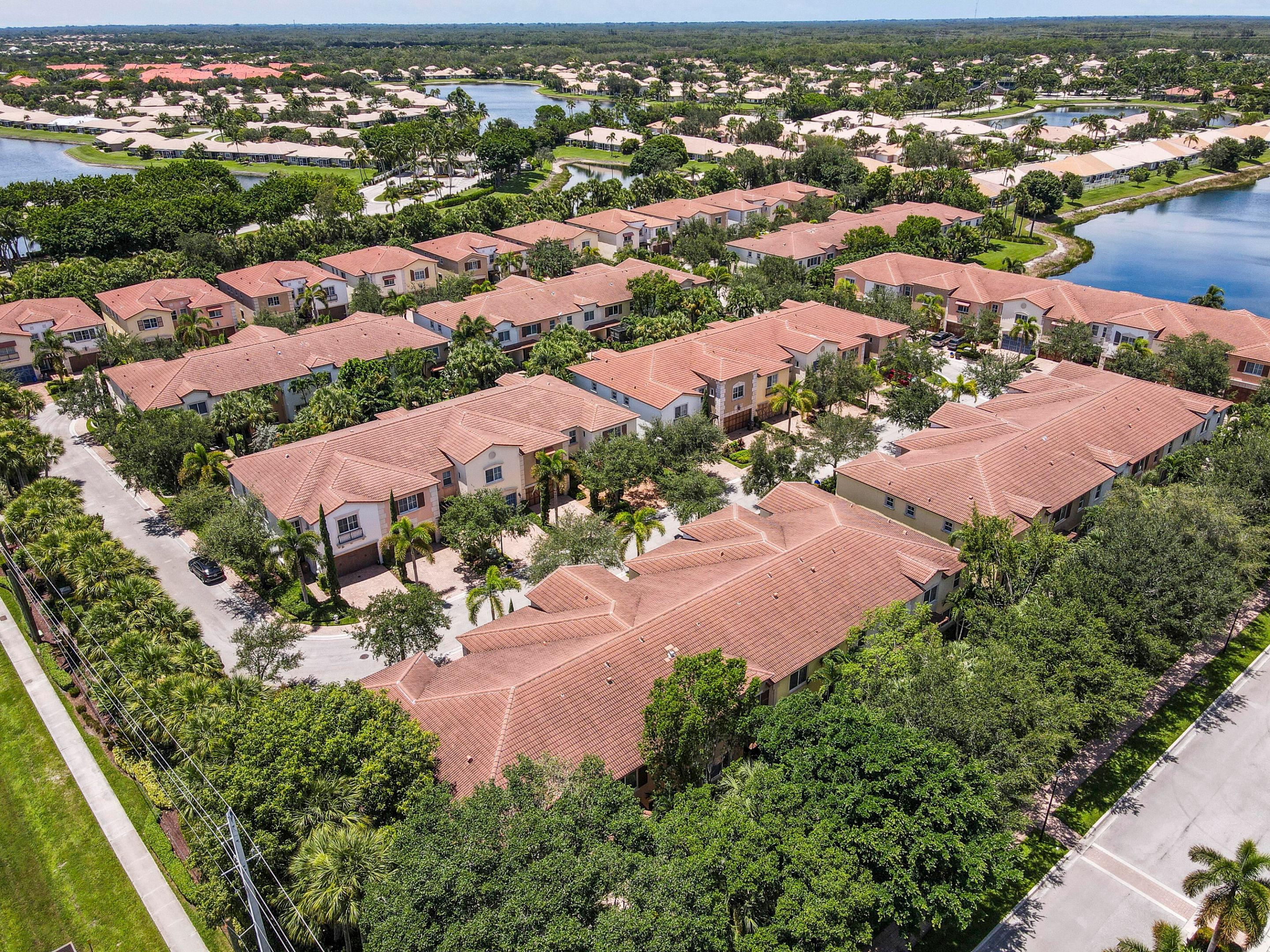 2041 Foxtail View, West Palm Beach FL 33411
