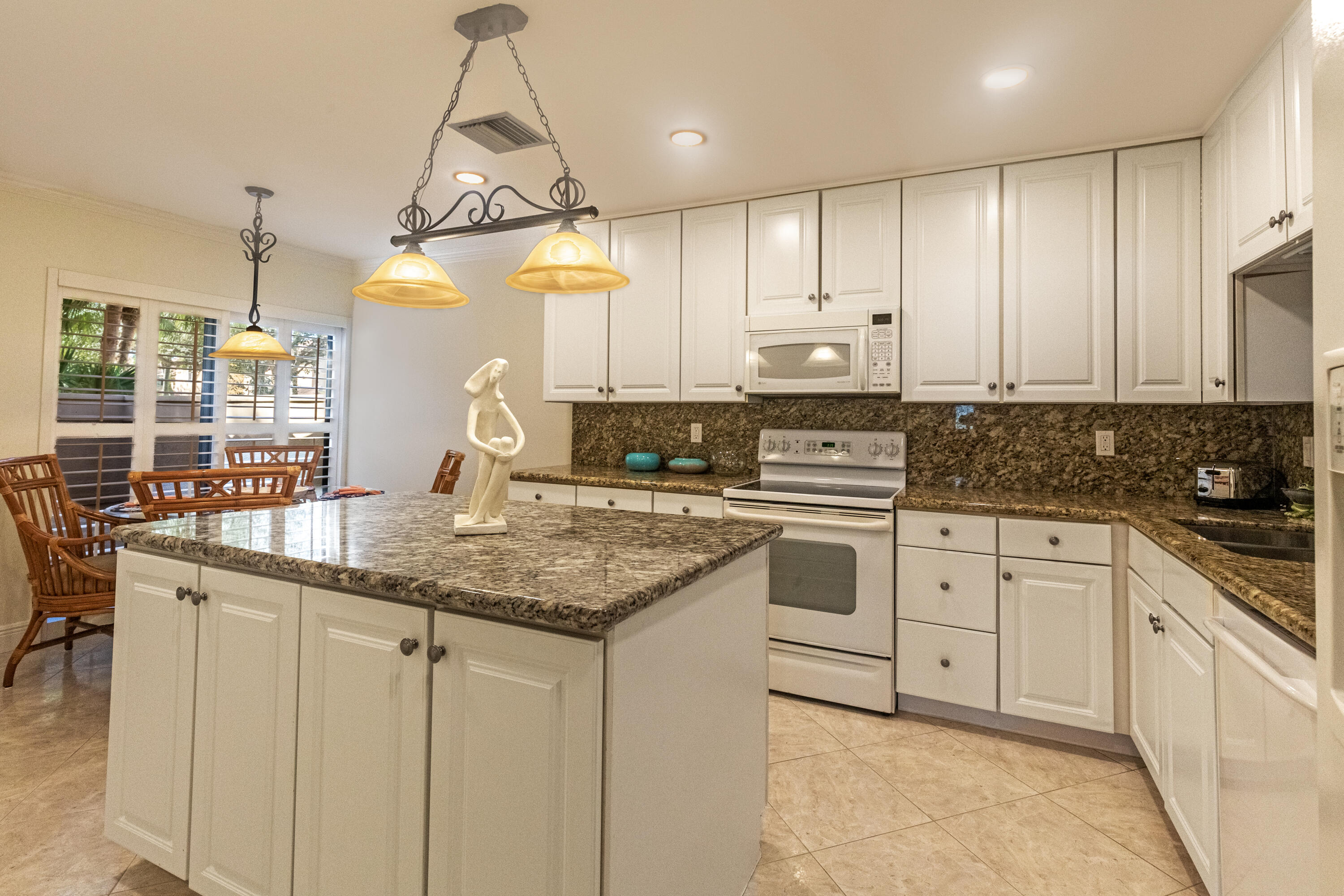 533 Prestwick, Palm Beach Gardens FL 33418