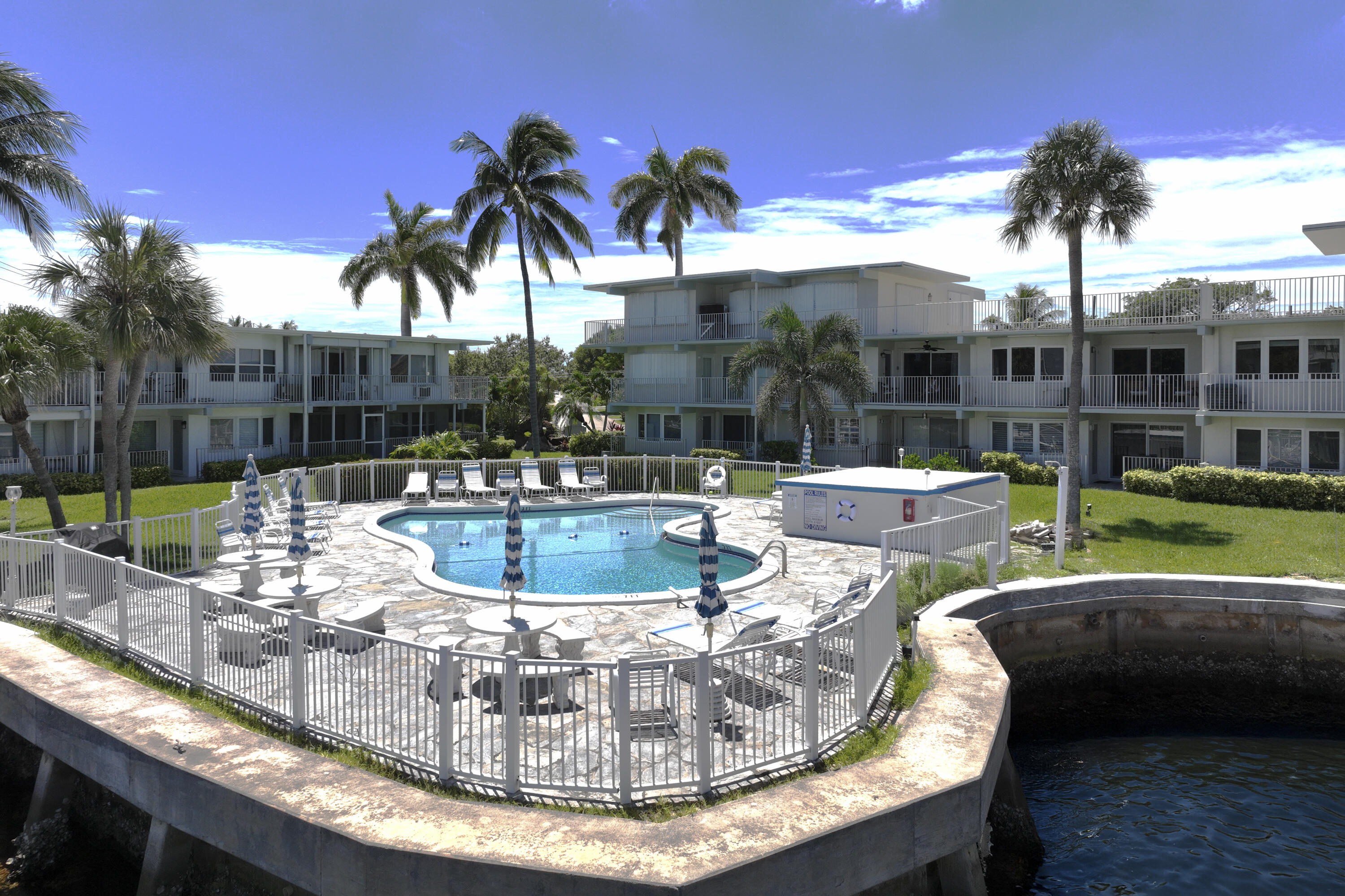 1445 SE 15th #203, Deerfield Beach FL 33441