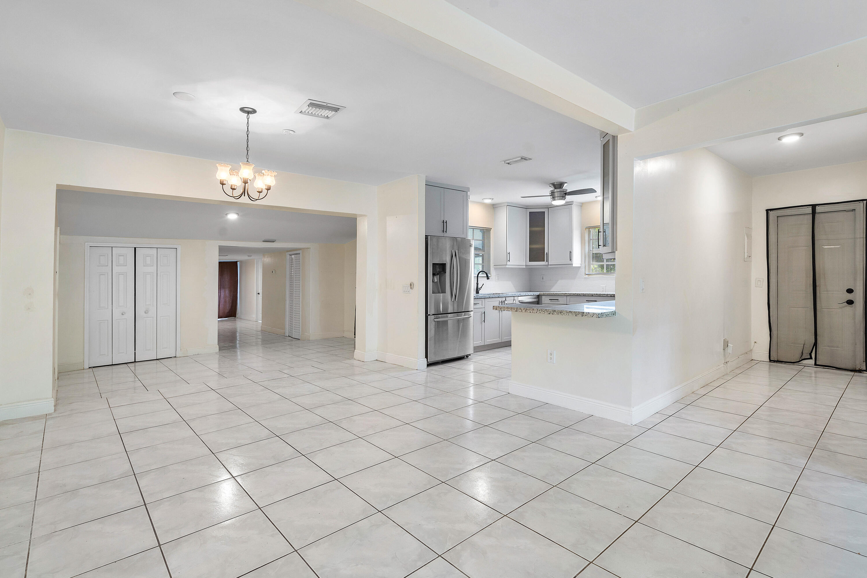 6130 Edwards, Margate FL 33063