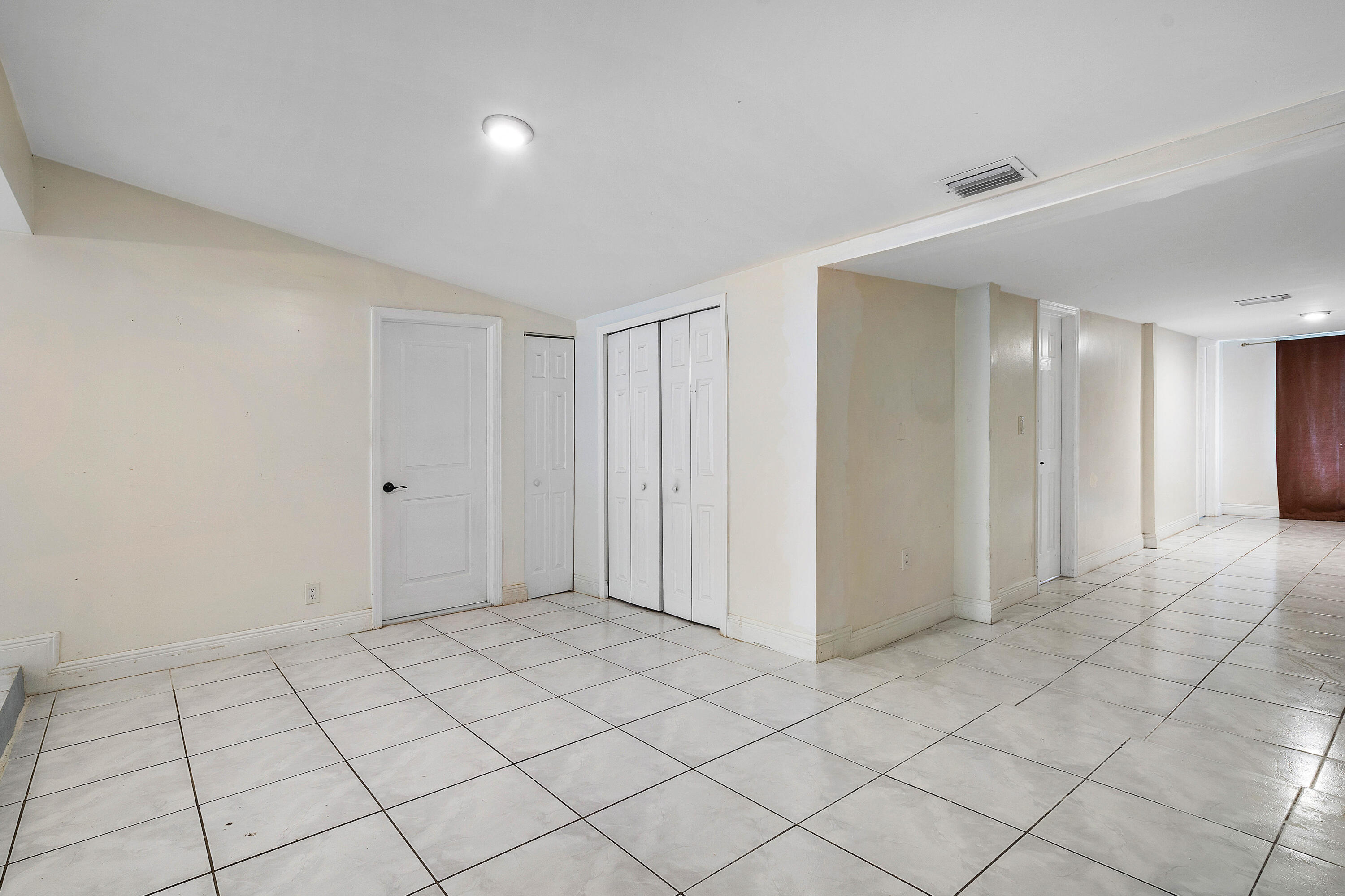 6130 Edwards, Margate FL 33063