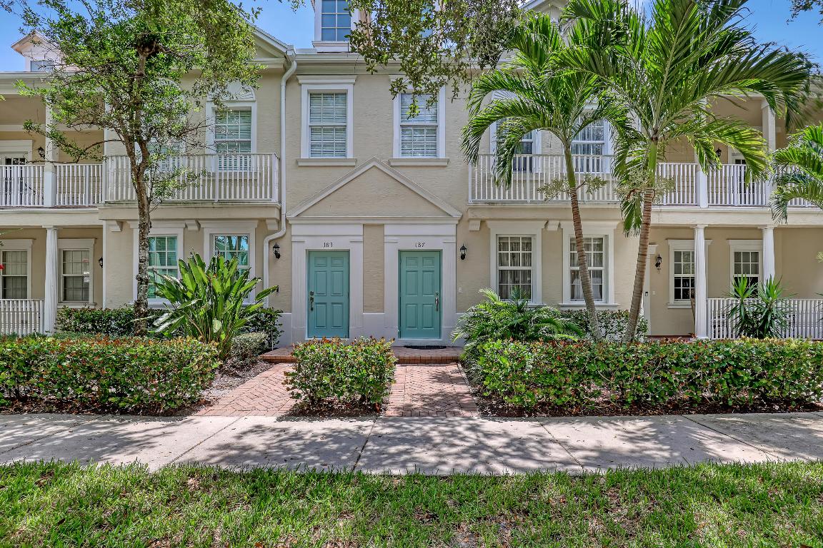 187 E Bay Cedar, Jupiter FL 33458