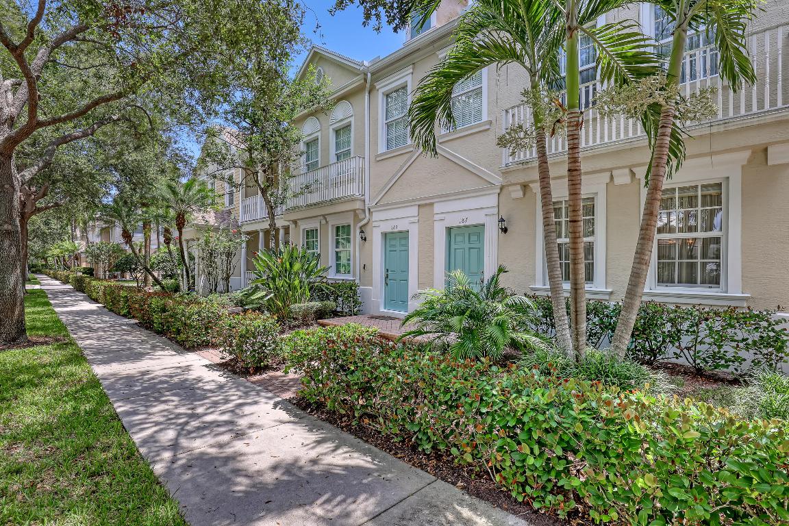 187 E Bay Cedar, Jupiter FL 33458