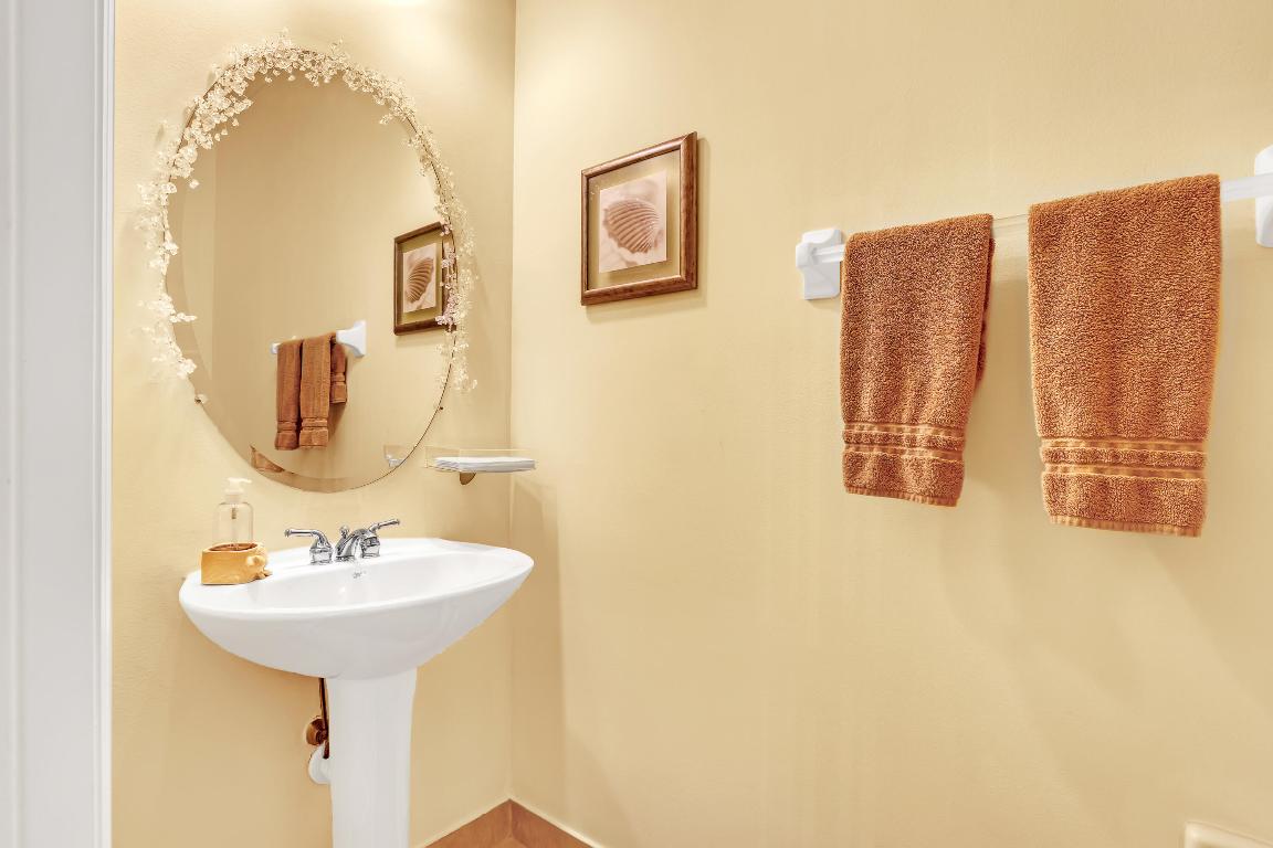 187 E Bay Cedar, Jupiter FL 33458