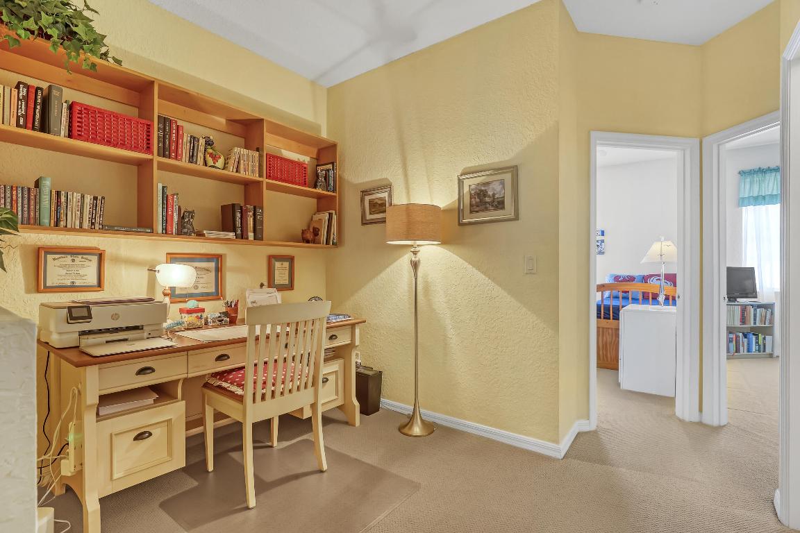 187 E Bay Cedar, Jupiter FL 33458