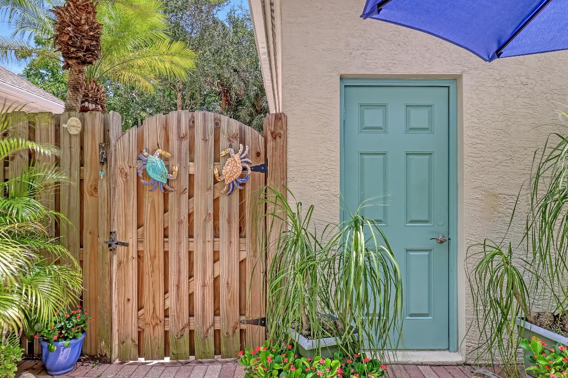 187 E Bay Cedar, Jupiter FL 33458