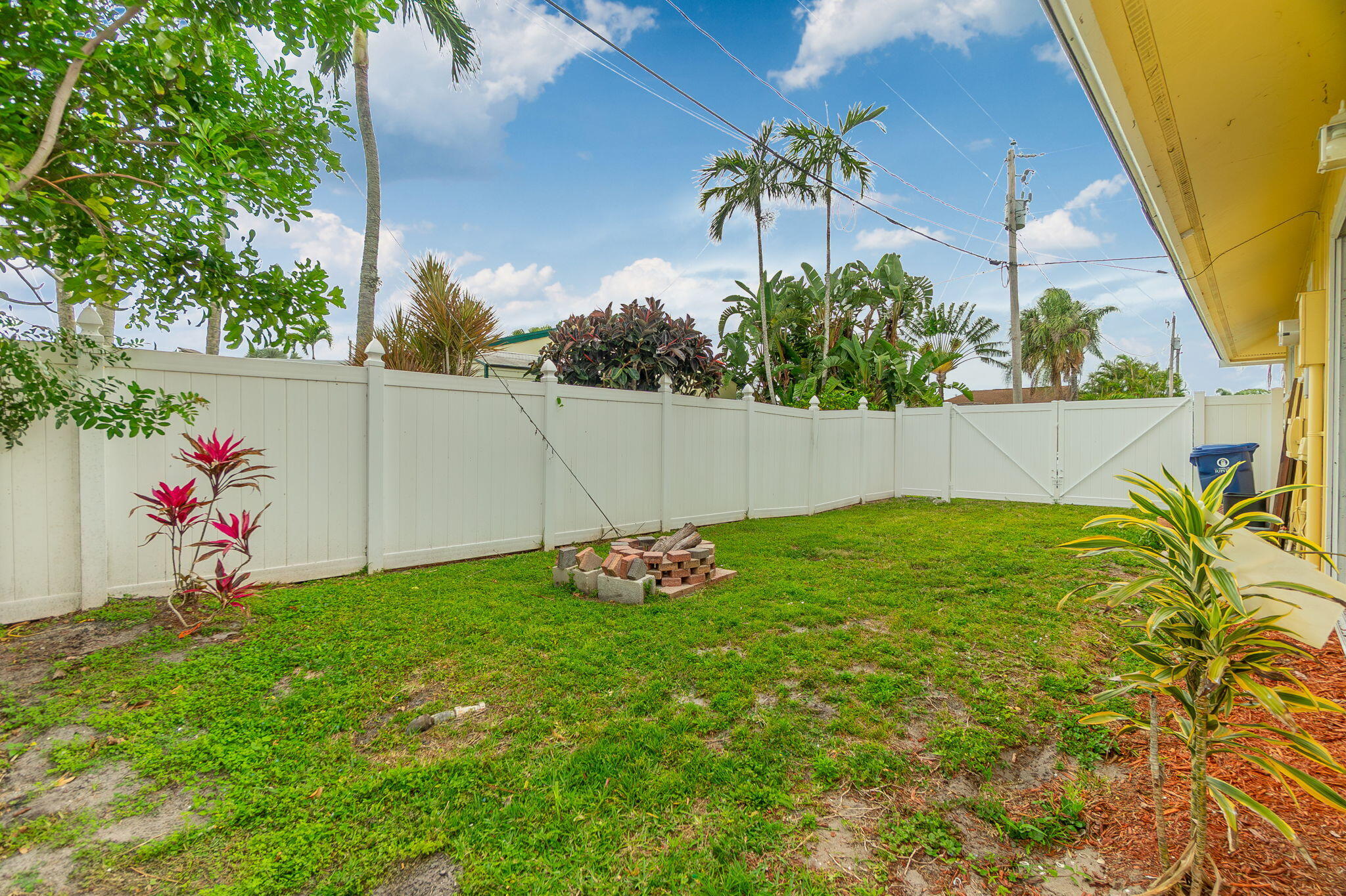 6130 Francis, Jupiter FL 33458
